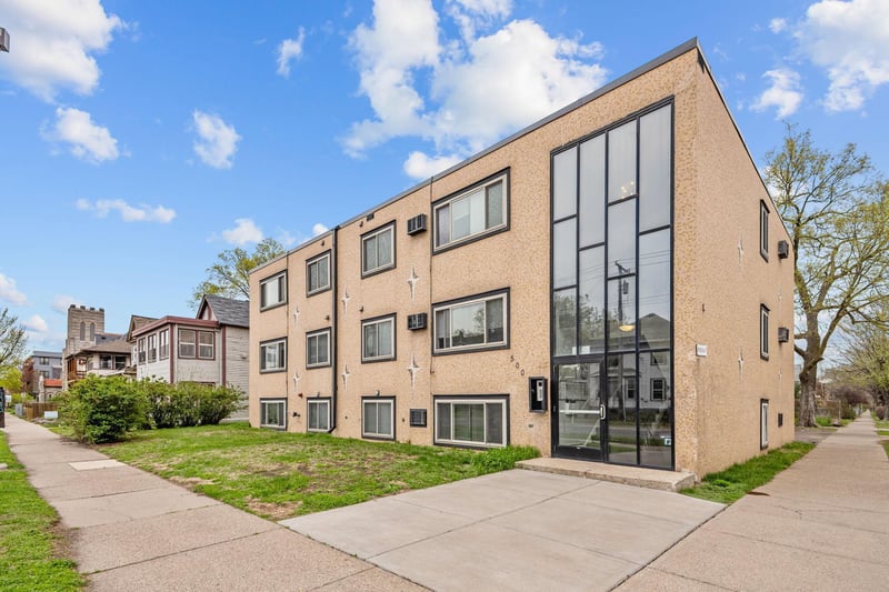 500 W 28th St, Minneapolis, MN 55408