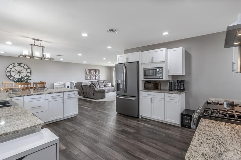 1000 Columbia St, Cleveland, MN 56017