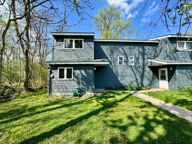 37489 Elm Dr #A, Warroad, MN 56763