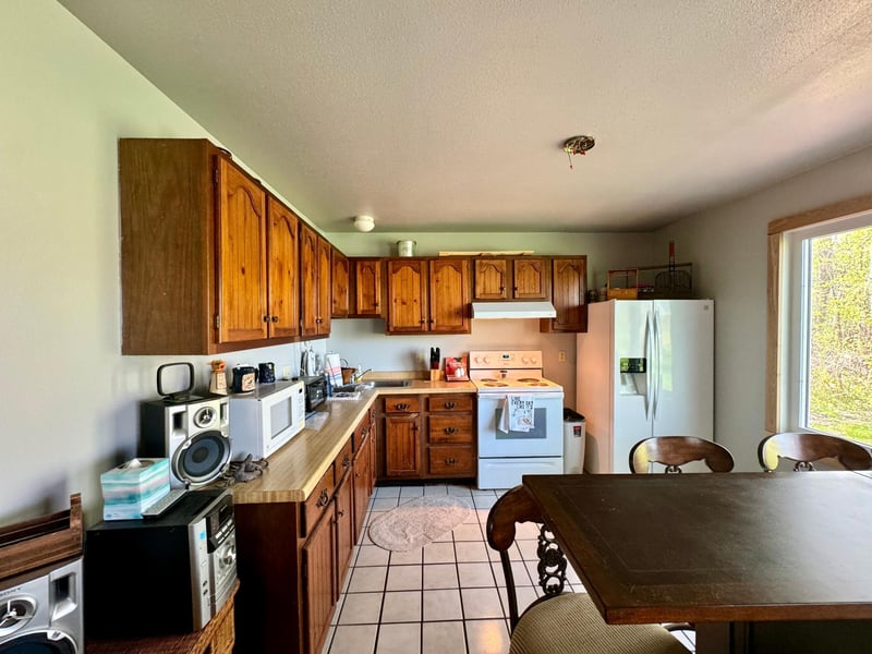 37489 Elm Dr #A, Warroad, MN 56763