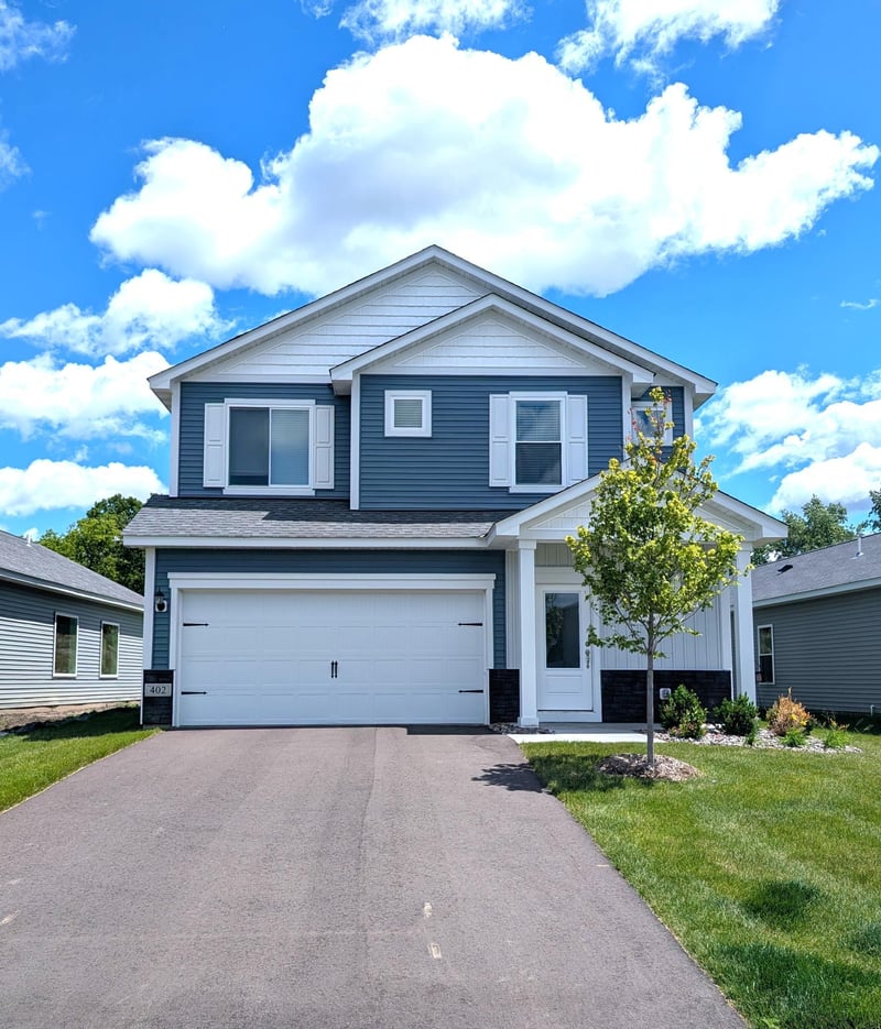 402 Redwood St N, Cambridge, MN 55008