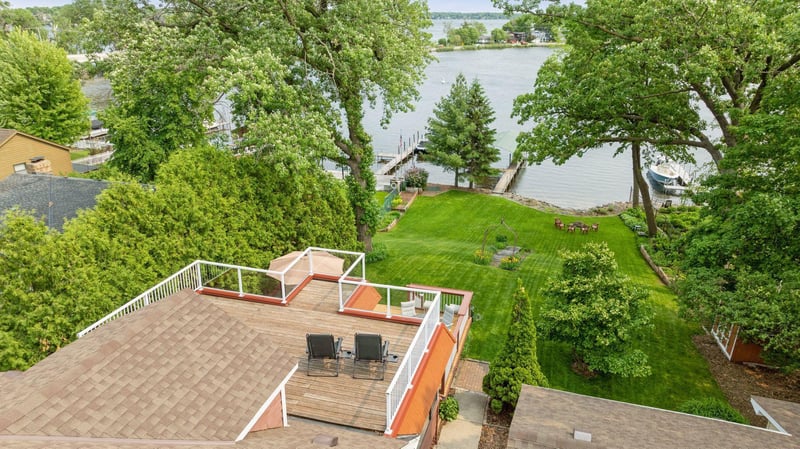 2452 Black Lake Rd, Spring Park, MN 55384