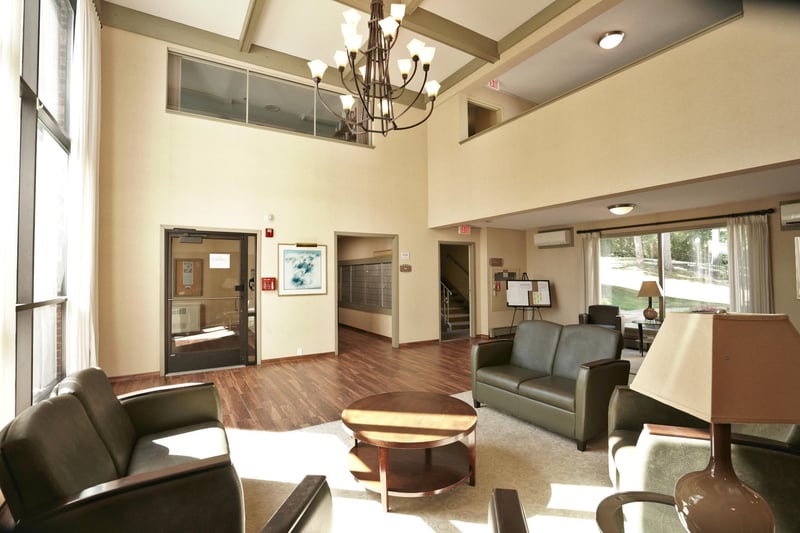 1601 N Innsbruck Dr #319, Fridley, MN 55432