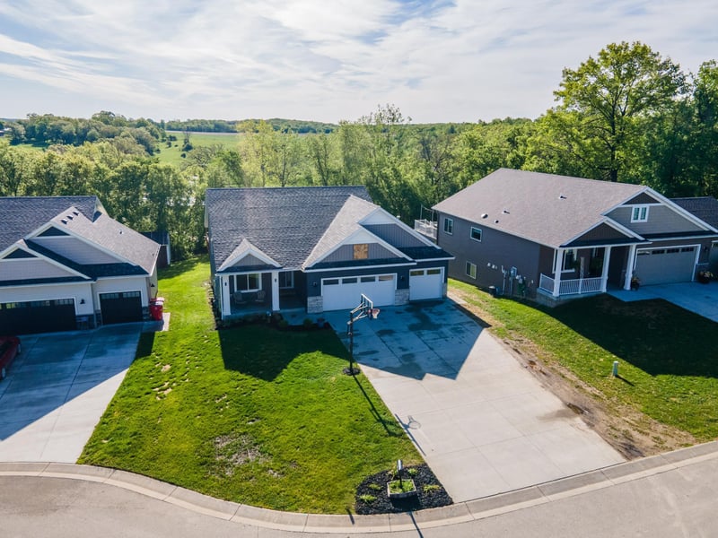 1004 Blanch Ct, Mantorville, MN 55955