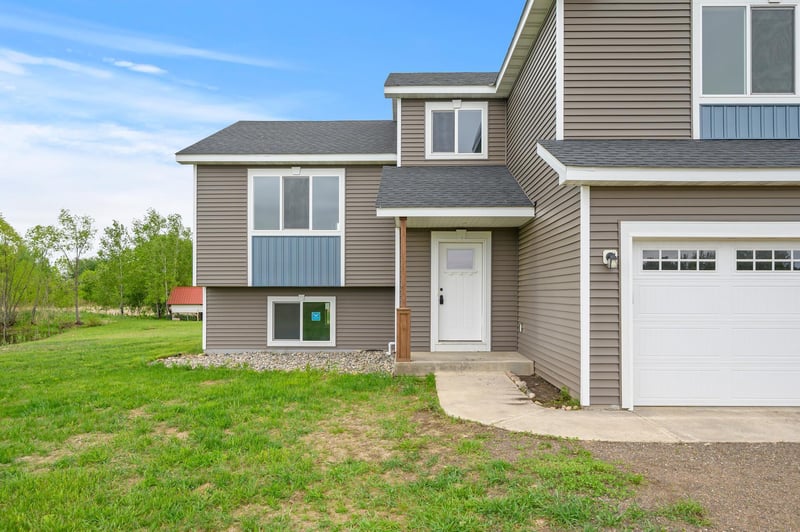 112 Oak Ln, Foreston, MN 56330