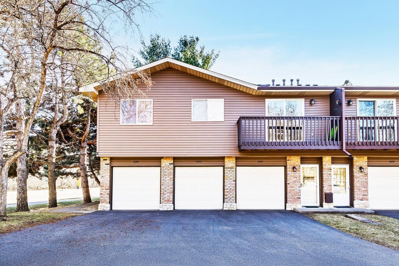 2245 Pinehurst St, Stillwater, MN 55082