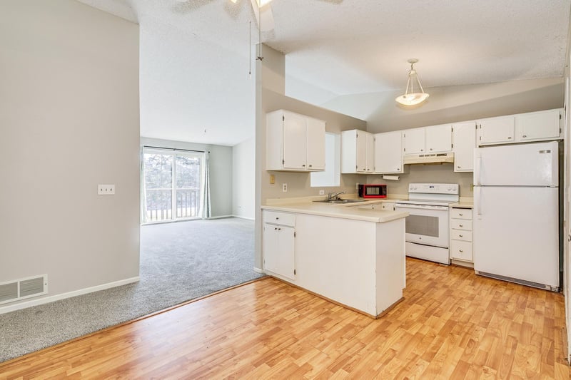 2245 Pinehurst St, Stillwater, MN 55082