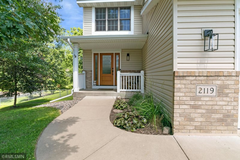 2119 13th Ave E, North Saint Paul, MN 55109