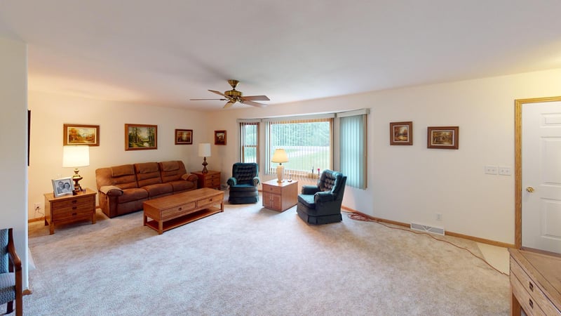 N16219 State Road 93, Galesville, WI 54630
