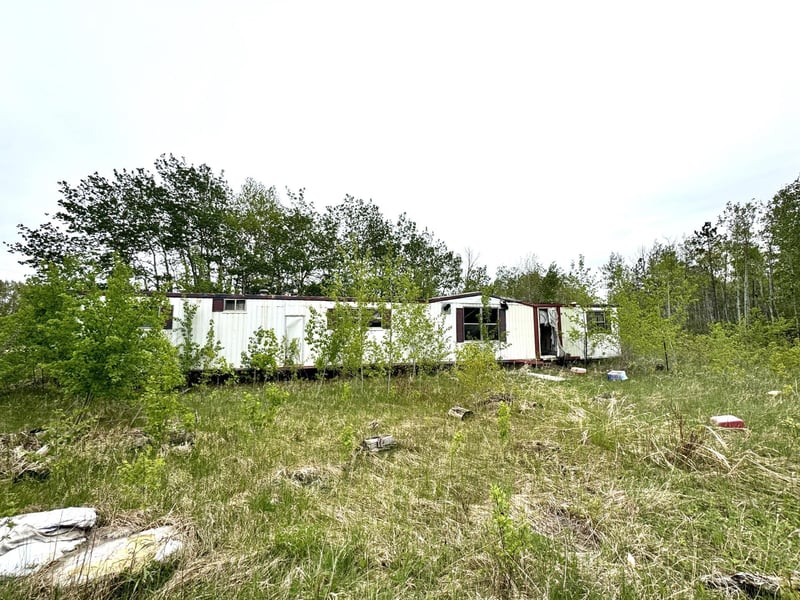 35346 240th St, Roseau, MN 56751