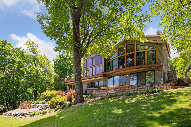 4080 Lotus Dr, Excelsior, MN 55331