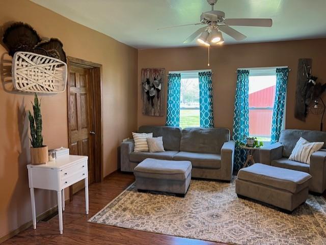 1554 Church Ave, Saint Charles, MN 55972
