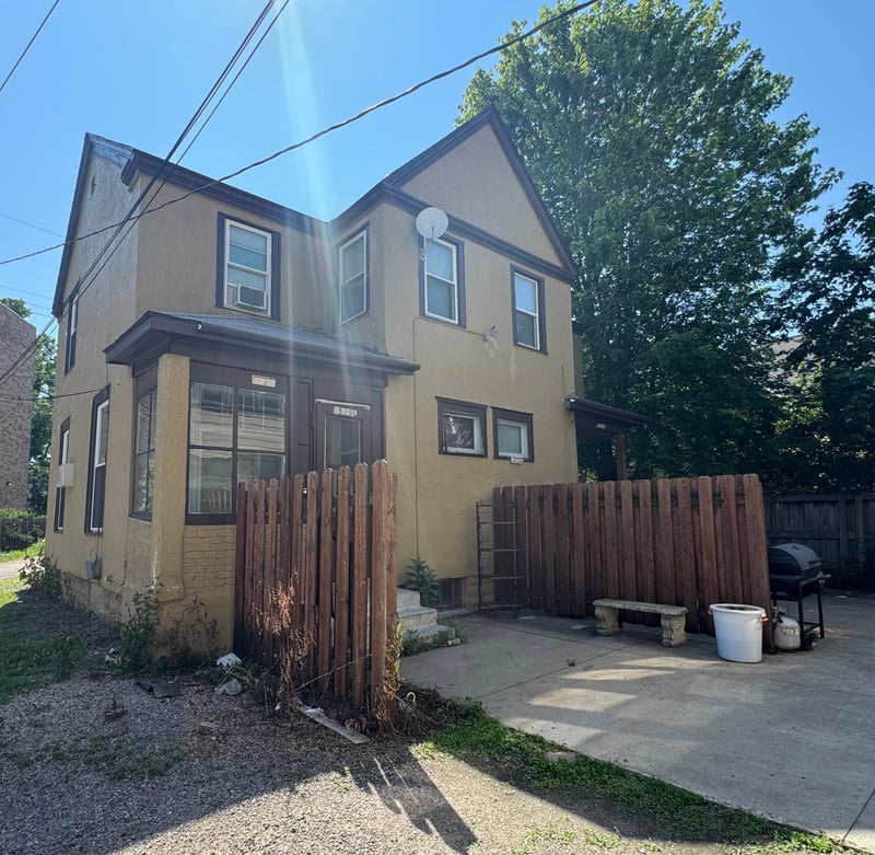 1521 11th Ave S, Minneapolis, MN 55404