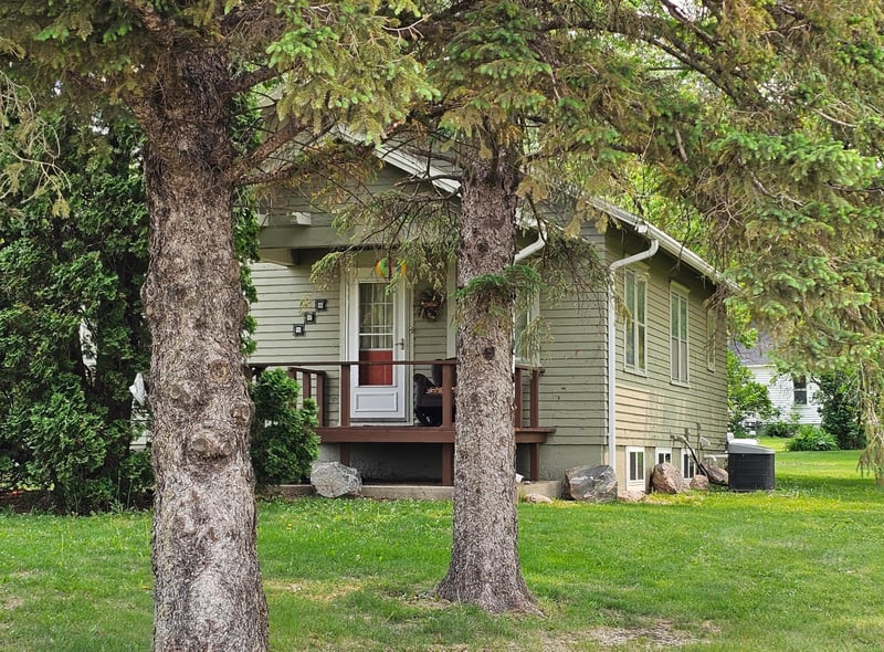 300 Main St S, Hadley, MN 56151