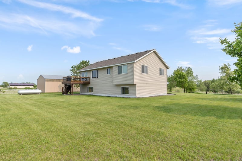 9365 30th St NE, Foley, MN 56329