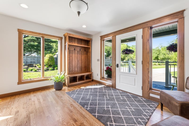 W770 Meadow Ln, Fountain City, WI 54629