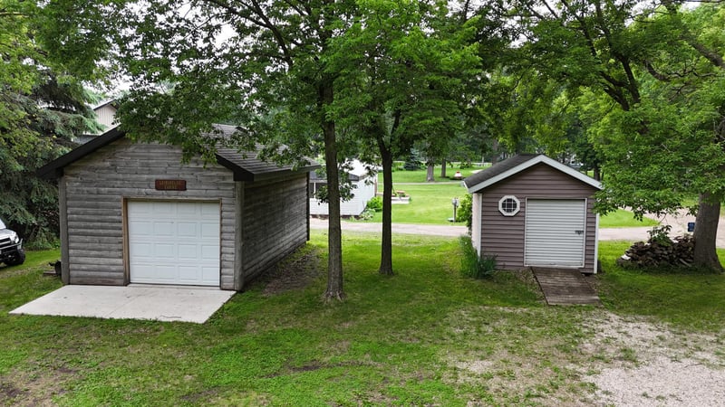 4635 Diamond Ln, Atwater, MN 56209