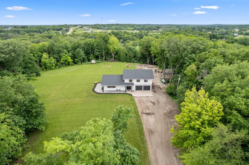 7555 75th Ln, Loretto, MN 55357