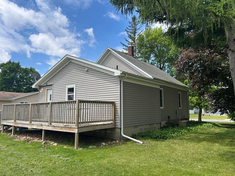 130 S Tyler St, Tyler, MN 56178