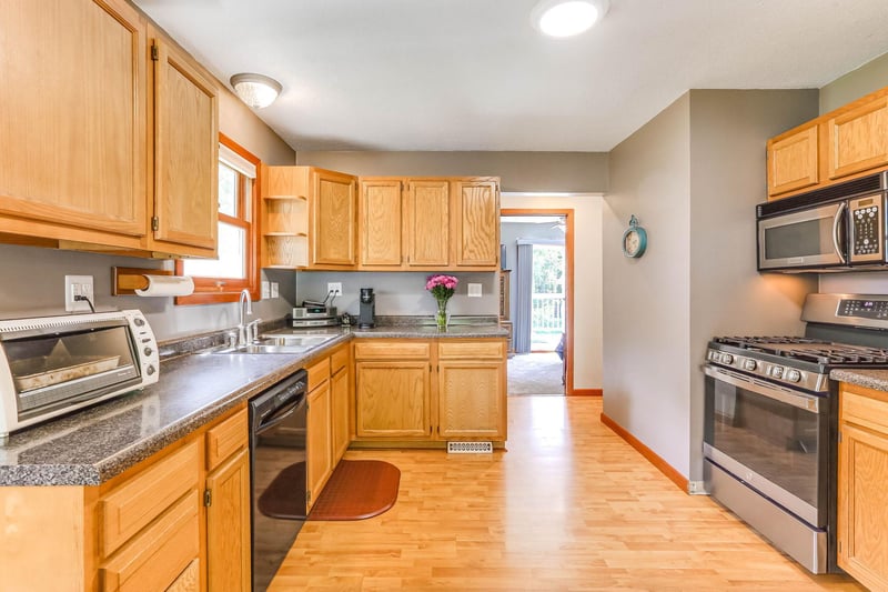 1319 4th Ave, Newport, MN 55055