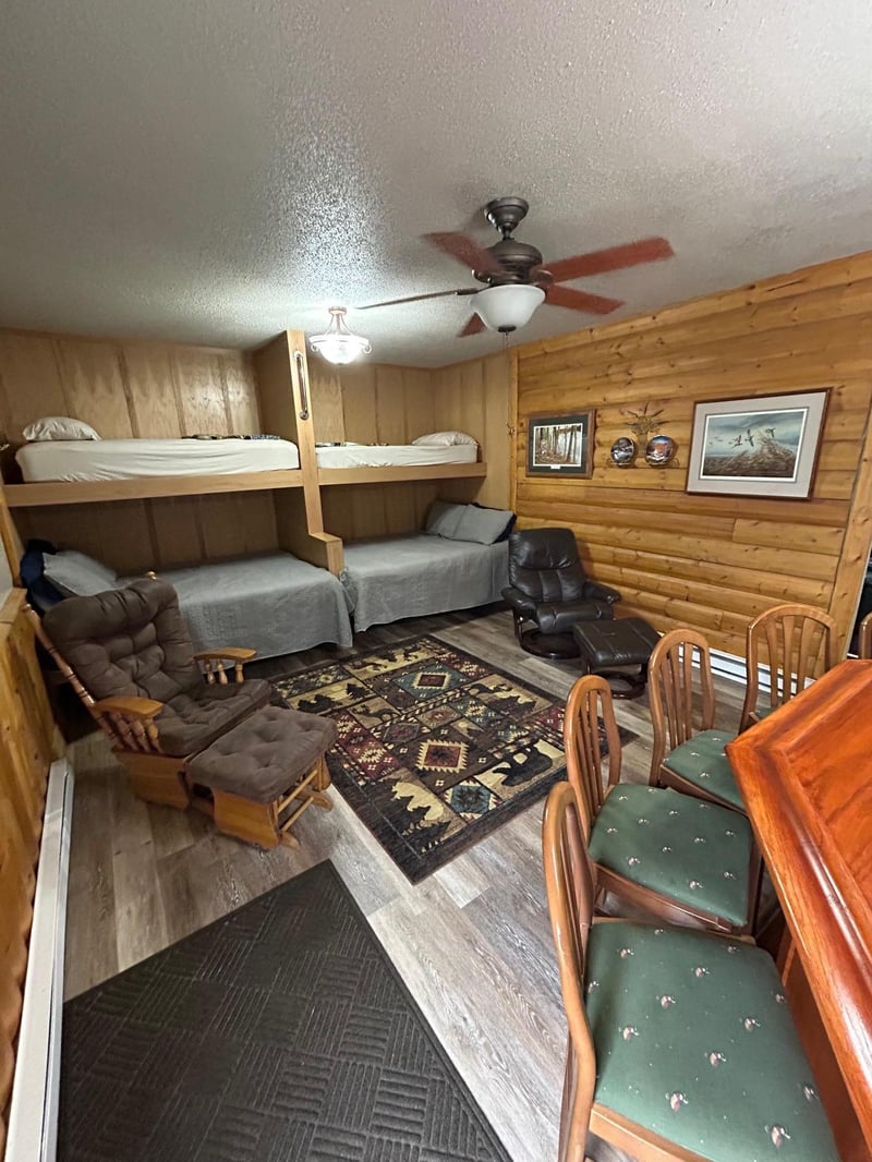 975 175 Ave SE, Kerkhoven, MN 56252