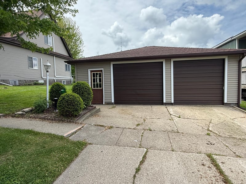 409 Maple St N, Mabel, MN 55954