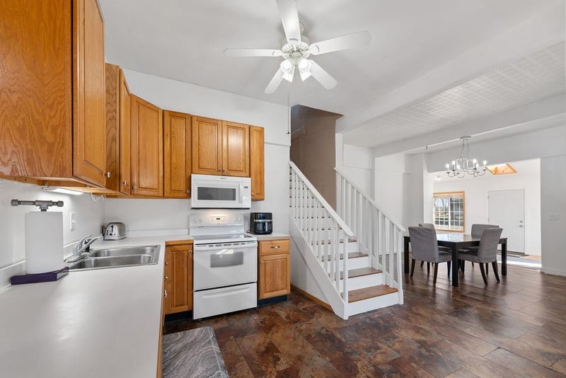 408 State St E, Grey Eagle, MN 56336