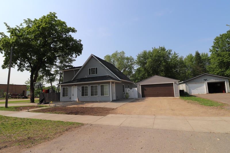 408 State St E, Grey Eagle, MN 56336