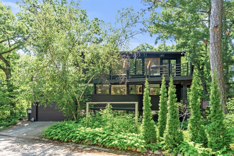 2867 Burnham Blvd, Minneapolis, MN 55416