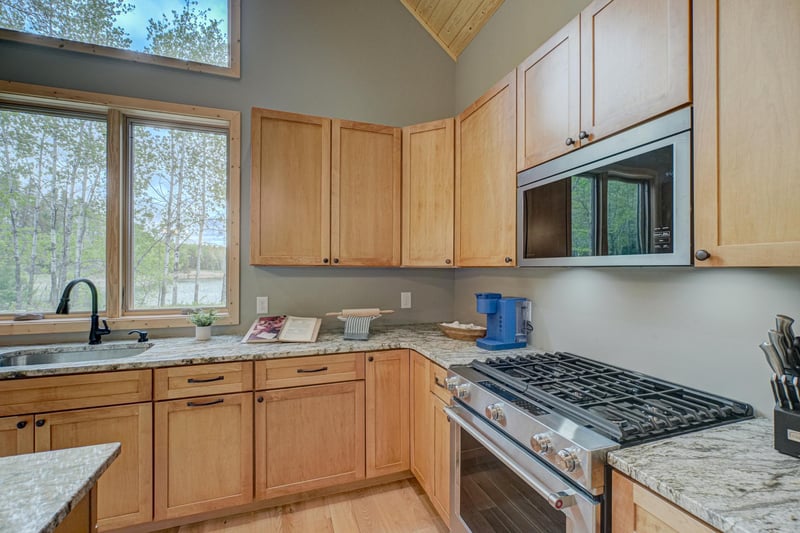 14954 W Melmac Ln, Hayward, WI 54843