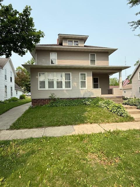 105 Oak St N, Mabel, MN 55954