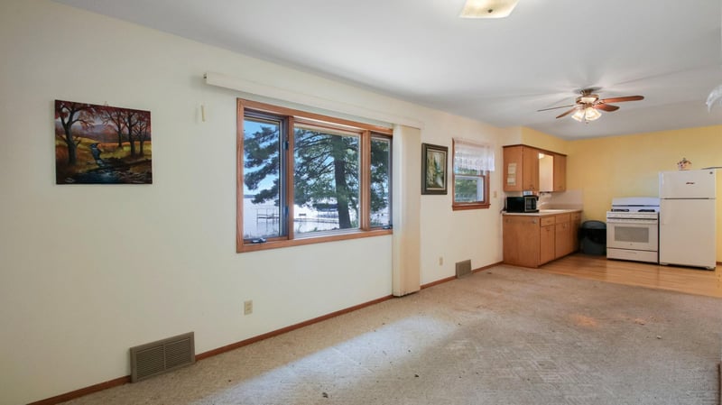 5922N West Shore Ln, Stone Lake, WI 54876