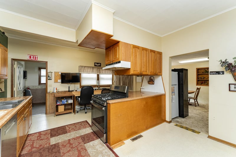 520 State St, West Concord, MN 55985
