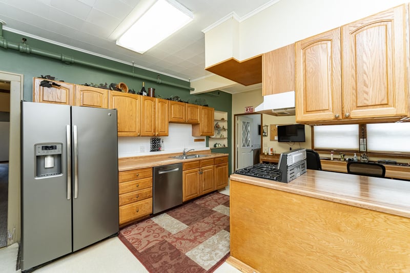 520 State St, West Concord, MN 55985