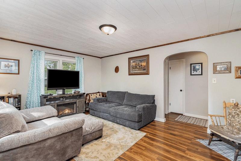 333 Main St N, Lonsdale, MN 55046