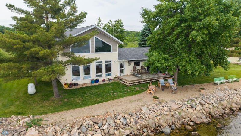 45932 375th St, Perham, MN 56573