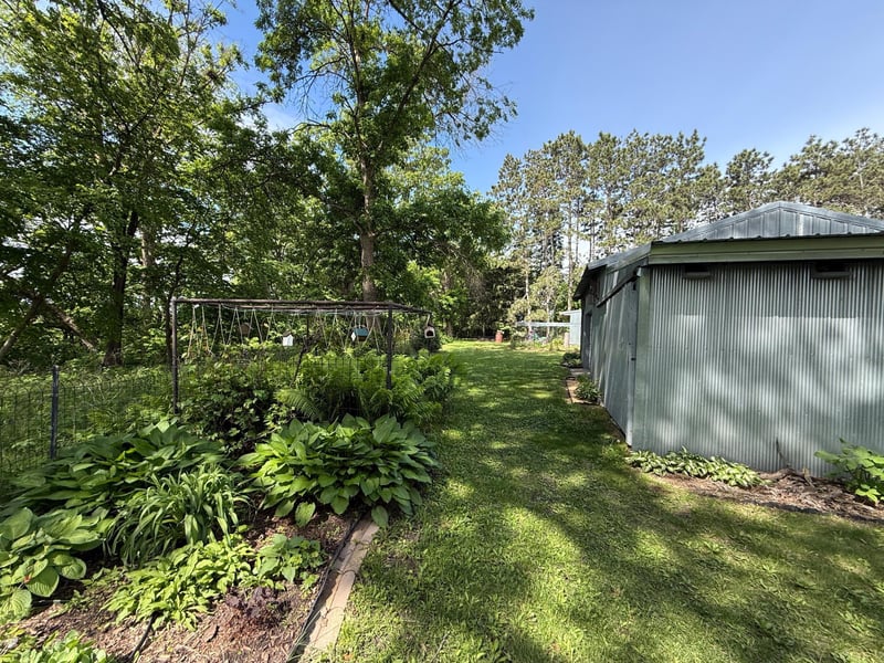 26813 Scenic Byway Rd, Belle Plaine, MN 56011
