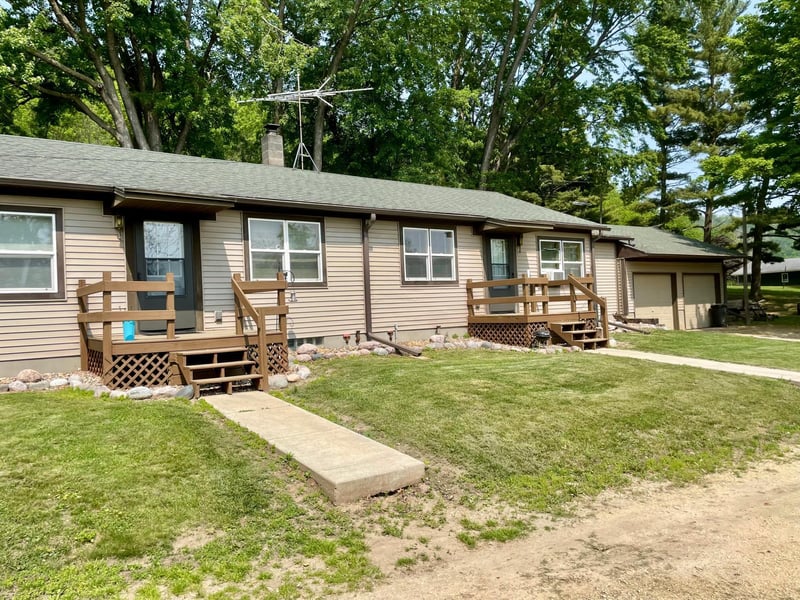 S1562 State Road 35, Alma, WI 54610
