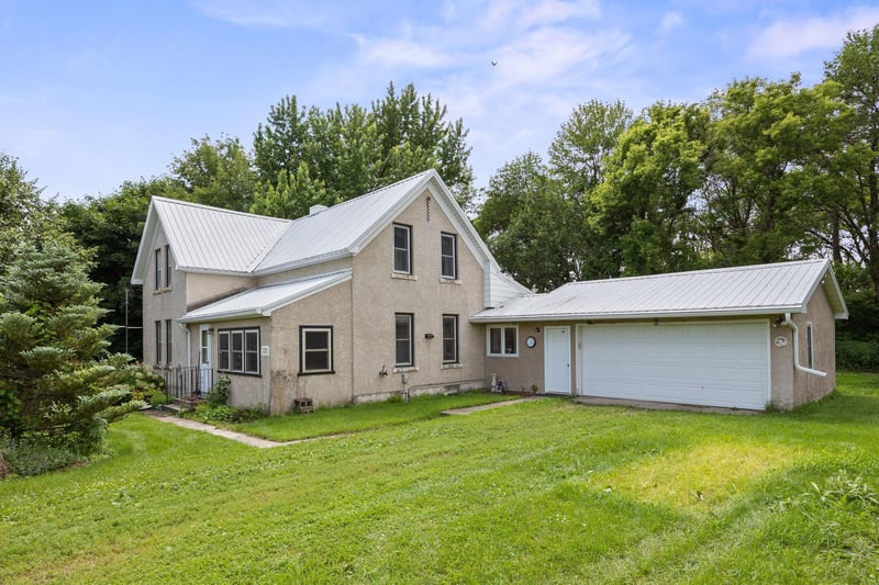 35746 585th Ave, Lafayette, MN 56054