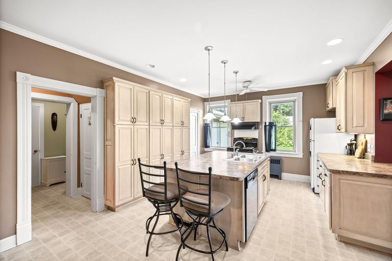 35746 585th Ave, Lafayette, MN 56054