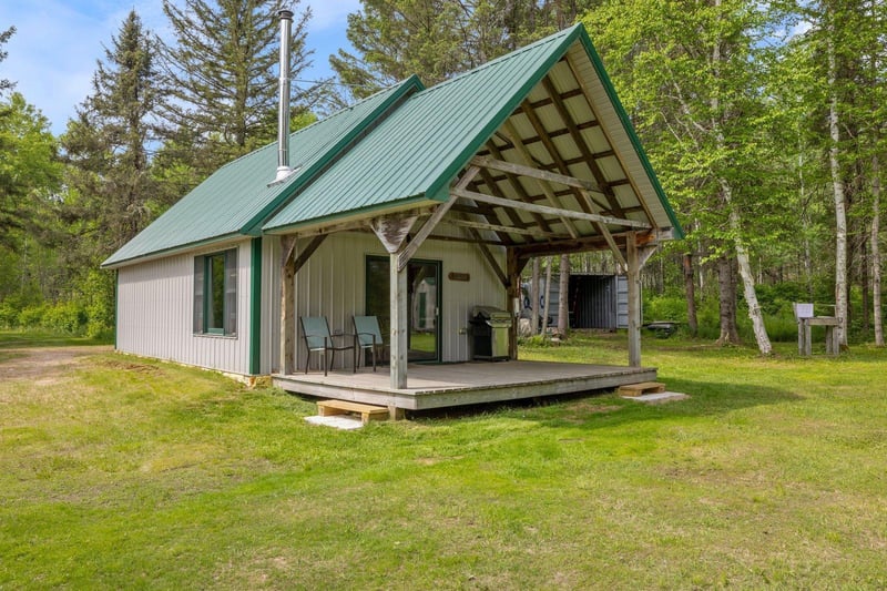 3573 Kallio Rd, Orr, MN 55771