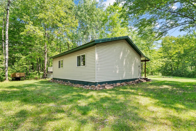 59971 Cloverdale Rd, Askov, MN 55704