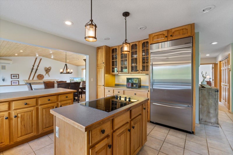 1312 8th Ave NW, Chisholm, MN 55719