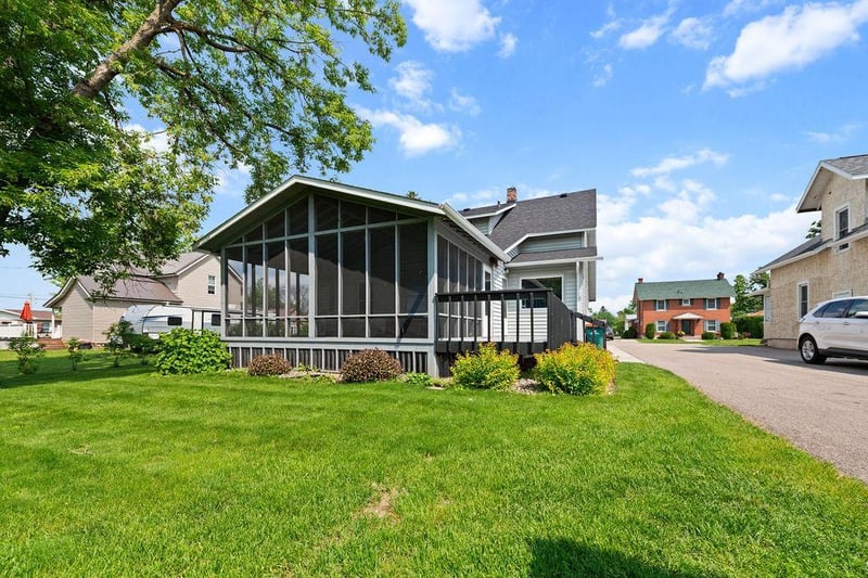 115 Spruce St W, Grey Eagle, MN 56336