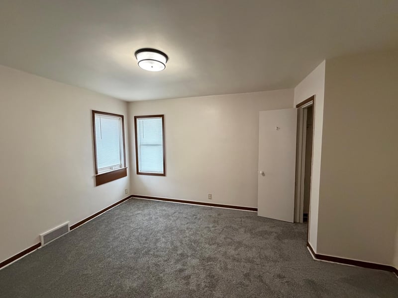 1319 Kandiyohi Ave SW, Willmar, MN 56201