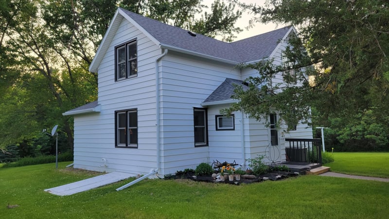 112 240th St N, Hawley, MN 56549