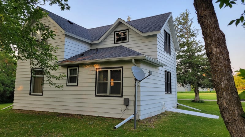 112 240th St N, Hawley, MN 56549