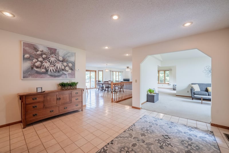 3502 Parkside Cir W #W, Eau Claire, WI 54701