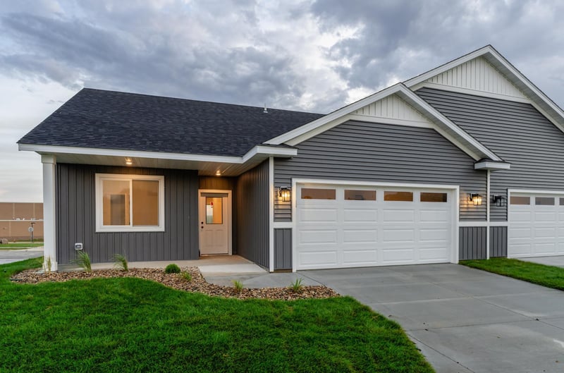 5523 Sundown Pl NW, Rochester, MN 55901