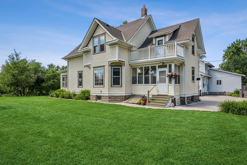 1222 E Como Blvd, Saint Paul, MN 55117